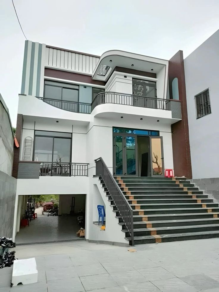 House vs. Apartment in Accra: Why Choosing a House Makes Sense