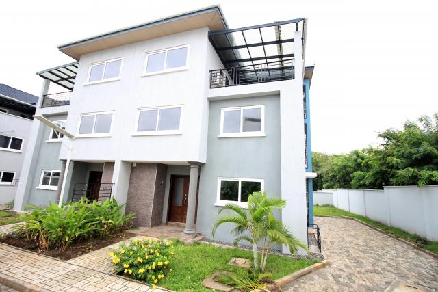 4 Bedroom Townhouse for Rent in Cantonments