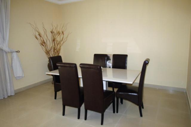 3 Bedroom Apartment for Rent in Airport Residential Area