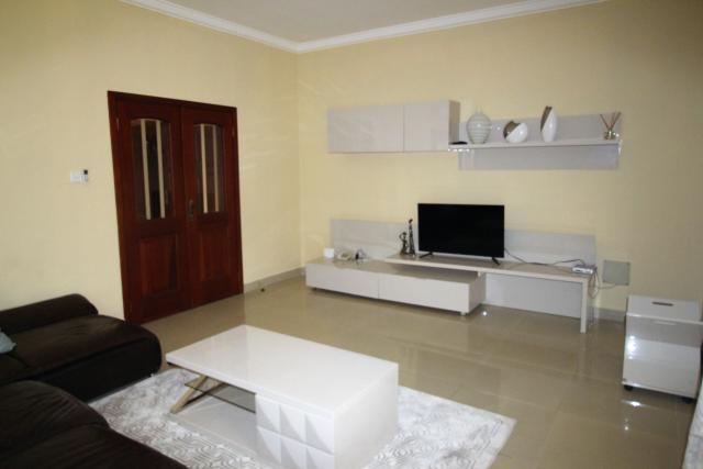 3 Bedroom Apartment for Rent in Airport Residential Area