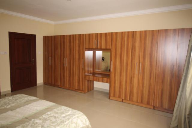 3 Bedroom Apartment for Rent in Airport Residential Area