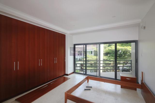 3 Bedroom Furnished Townhouse for Rent at Kanda