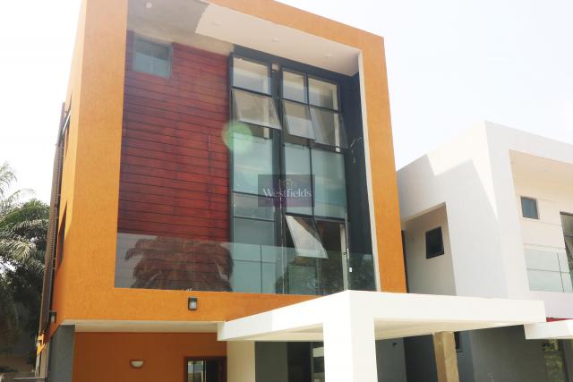 4 Bedroom Townhouse for Sale at Airport Residential, Accra