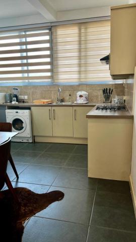 3 bedroom/3 bathroom furnished townhouse in Ringway Osu