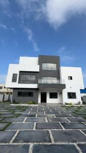 Executive 5 bedroom house Tseddo