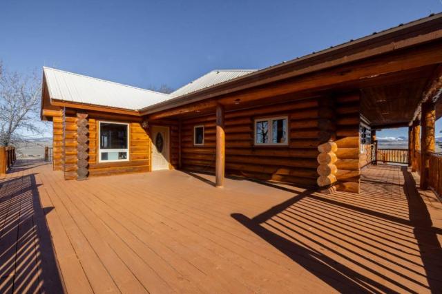 2 Antelope Trail, Pinedale, WY 82941 Home