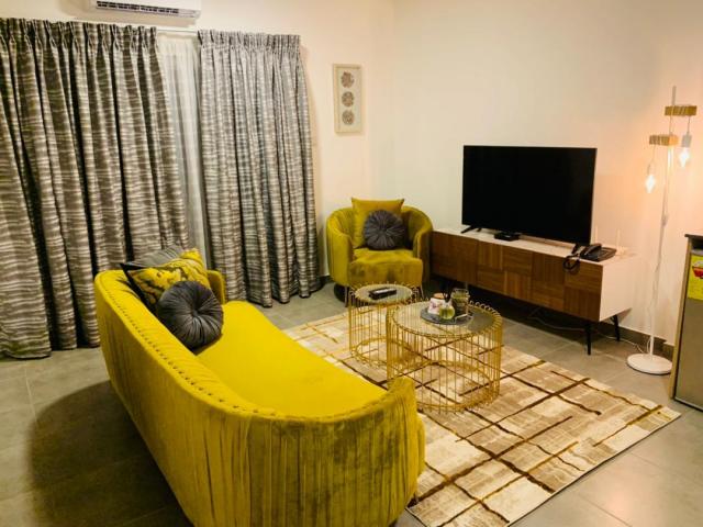 Executive furnished 1 bedroom apartment