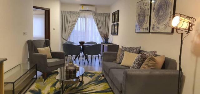 Executive fully furnished 1 bedroom apartment