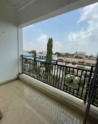 3 bedroom apartment for rent at Madina new road