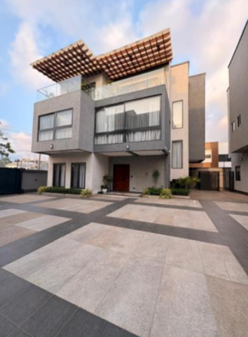 Fully Furnished 4-Bedroom House with Boys’ Quarters for Rent in Airport Area, Accra