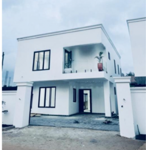 Executive 3-Bedroom Townhouse with 1-Bedroom Outhouse, Pool & Gym for Rent in Cantonments, Accra