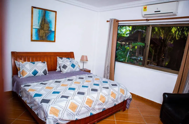 Luxurious Furnished 1-Bedroom Apartment for Short Let in Airport West, Accra