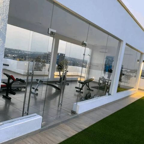 Luxury 1 Bedroom Airbnb – Oasis Park Residences