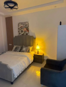 Luxury Furnished 2-Bedroom Airbnb with Pool in Waylead Estates, Sakumono, Accra