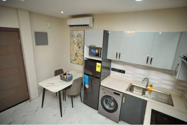 Luxurious Furnished 2-Bedroom Apartment for Short Let in East Legon