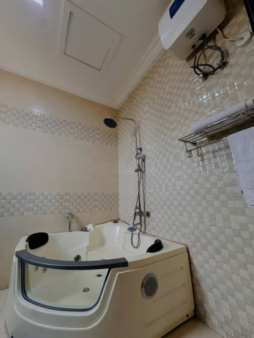 Luxurious Furnished 2-Bedroom Apartment Near A&C Mall, East Legon