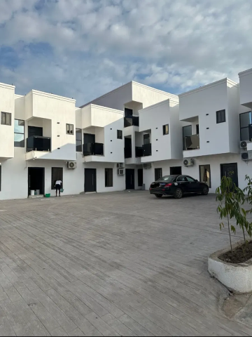 Luxurious 2-Bedroom Duplex Short Let in School Junction, Ashaley Botwe