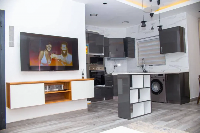 Luxury 2-Bedroom Furnished Airbnb in Kanda, Accra
