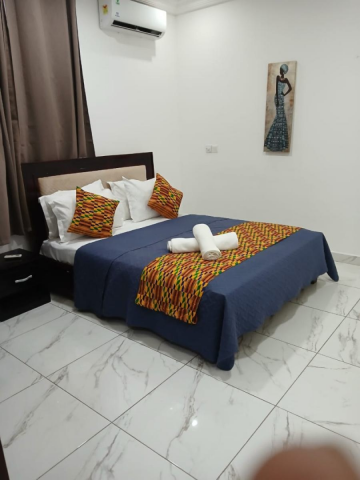 Luxury Fully Serviced 2-Bedroom Airbnb Apartment at Pantang Junction, Adenta