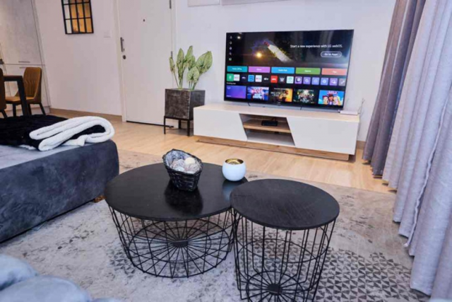 Luxury Furnished 1-Bedroom Apartment for Short Let in Cantonments, Accra