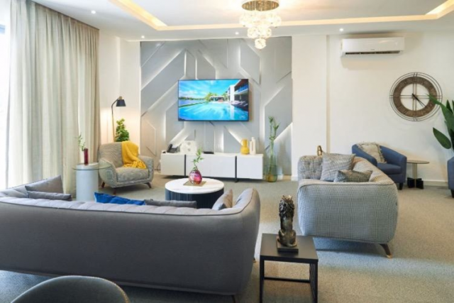 Fully Furnished 3-Bedroom Loft Apartment with Swimming Pool & Gym in Cantonments, Accra