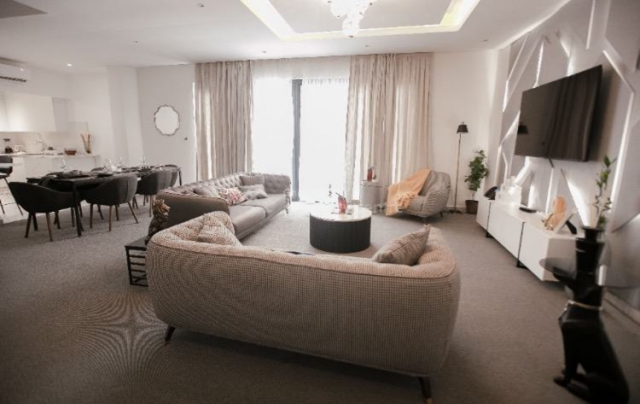 Fully Furnished 3-Bedroom Loft Apartment with Swimming Pool & Gym in Cantonments, Accra