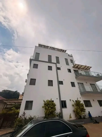 Luxury Furnished 2-Bedroom Smart Apartment for Short & Long Let in Osu