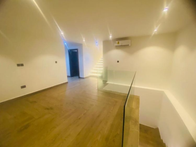 Furnished 4-Bedroom Luxury Duplex with Pool & Rooftop Jacuzzi in East Legon