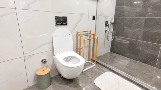 Luxury Furnished 2-Bedroom Apartment for Short Let in Airport Residential Area, Accra
