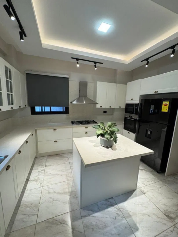 Luxury 5 Bedroom Furnished Terraced Duplex with Private Swimming Pool in Cantonments, Accra