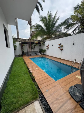 Luxury 5 Bedroom Furnished Terraced Duplex with Private Swimming Pool in Cantonments, Accra