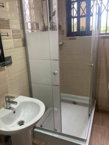 Fully Furnished Riverside Studio Room with Swimming Pool and Leisure Facilities in Big Ada