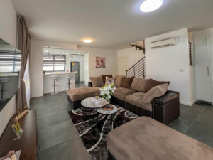 Luxurious Furnished 2-Bedroom Townhouse for Short Let in Oyarifa