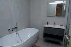 Luxury Studio Apartment for Short Let in Cantonments, Accra