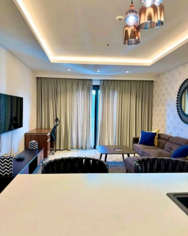 Luxury Furnished 1-Bedroom Apartment with Pool and Gym in Airport Residential Area, Accra
