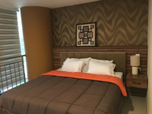 Luxurious Fully Furnished 1-Bedroom Apartment for Short Let in North Ridge, Accra