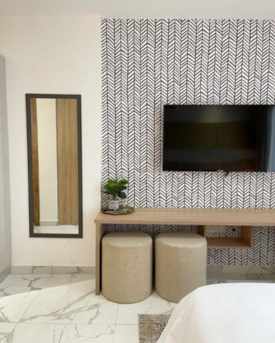 Fully Furnished and Serviced Studio Apartment in Cantonments, Accra