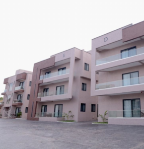 Luxurious Serviced 2-Bedroom Fully Furnished Apartment in Cantonments, Accra