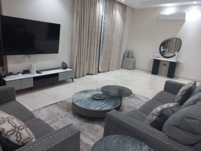 Luxurious Serviced 2-Bedroom Fully Furnished Apartment in Cantonments, Accra