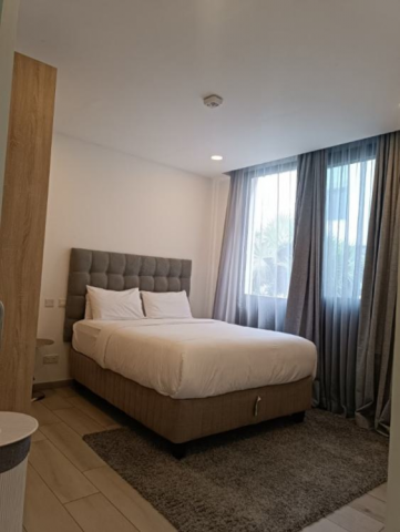Luxury Fully Furnished 1-Bedroom Serviced Apartment in Airport Residential Area, Accra