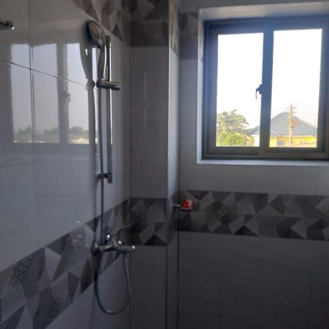 Executive 2 bedroom apartment North legon