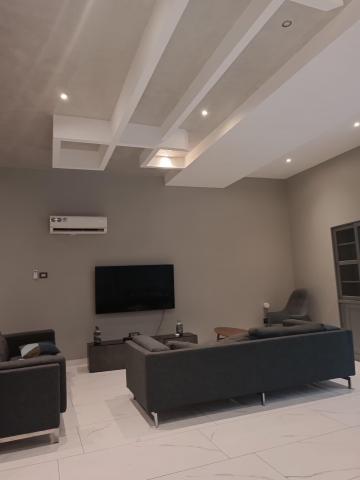 LUXURIOUS 4 BEDROOM FURNISHED TOWNHOUSE