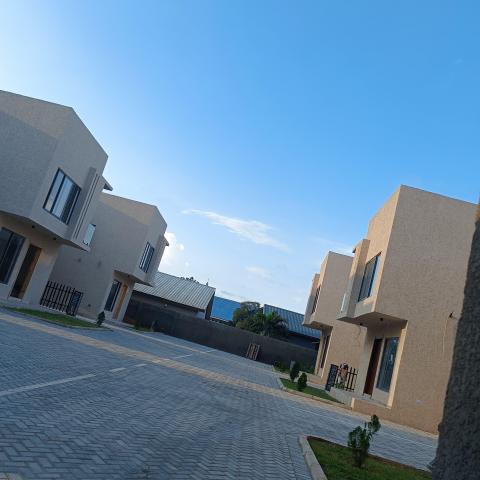 A LOVELY 3 BEDROOM TOWNHOUSE SELLING IN HAATSO