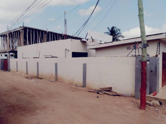 Uncompleted 3 bedrooms house