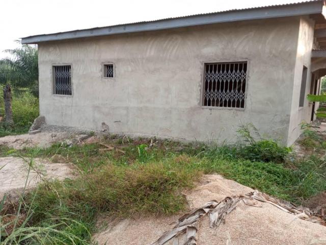 Uncompleted 4 bedroom house for Quick Sale