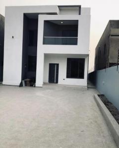 Executive 5 bedroom house exquisite features listed in E