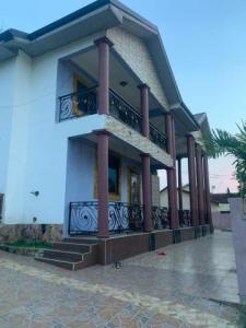 7 bedrooms story building for Sale