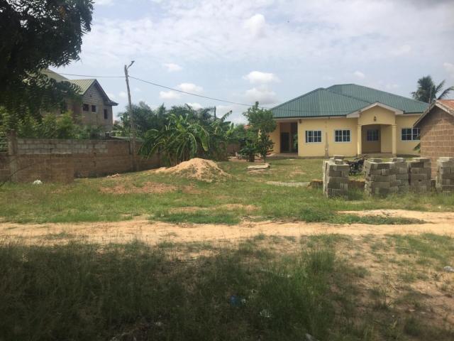 4 bedroom house for Quick Sale